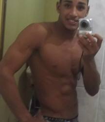 boys in selfies 5e48d5441ef30.jpg