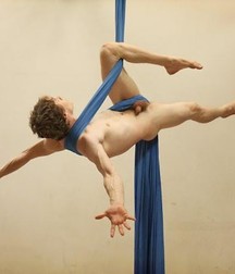 difficult and acrobatic positions 5e48d5c1e2ef0.jpg