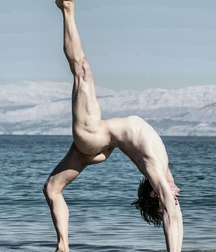 difficult and acrobatic positions 5e48d5c36ff32.jpg