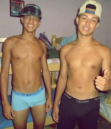 lovable sweet young boys 5e48d6b9cca71.jpg