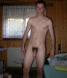 boys who like to be naked 5e48d71b3c32b.jpg