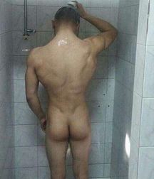 boys in shower 5e4afdee53336.jpg