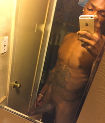 black selfie 5e4c395ab517c.jpg