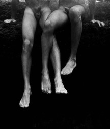 very warm black white 5e4c3a0b86ff5.jpg