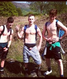 silly and funny straight guys 5e4c3ac9aa775.jpg