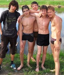 groups of sexy boys 5e4c3b21f07f6.jpg