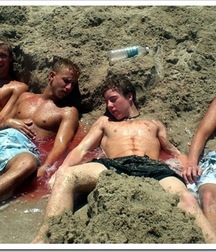 groups of sexy boys 5e4c3b23674a3.jpg