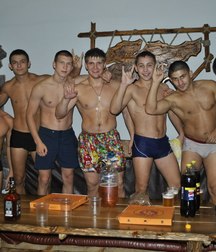 groups of sexy boys 5e4c3b4bbb885.jpg