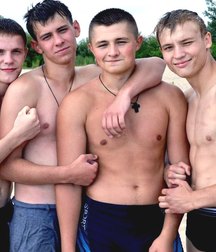 groups of sexy boys 5e4c3b4f6dd8c.jpg