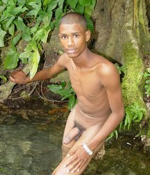 Latin boys porn outdoors 5e4ec3403d0e4.jpg