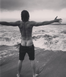 black and white moments 5e554741b4ba3.png
