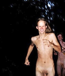 running naked in freedom 5e5a71cdd20eb.jpg