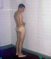 the shower in the changing room 5e6014ed6330f.jpg