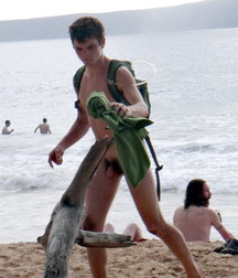 nudists on the beach 5e6535bce337c.jpg