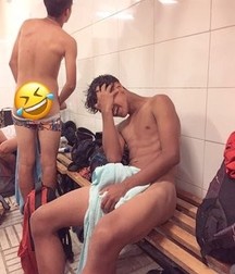 happy moments in the locker room 5e694ac94a8a9.jpg