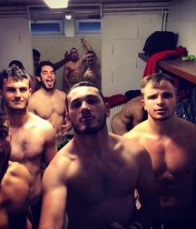 happy moments in the locker room 5e694ad15b9f9.jpg