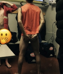 happy moments in the locker room 5e694b11a2212.jpg