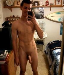 naked with my mobile 5e6e35b9c8b6a.jpg
