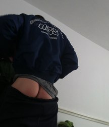 straight guys' ass 5e6fc0ab23700.jpg
