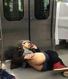 straight guys' ass 5e6fc0acf322c.jpg