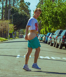 straight guys' ass 5e6fc0b2e1009.jpg