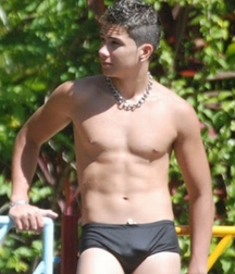 twink tube teen-boy-in-speedo 5e738419328ae.jpg