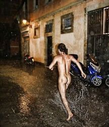 run boy run fast 5e779f70dcf1d.jpg