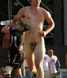 run boy run fast 5e779f8abfee1.jpg