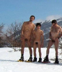 having fun with the snow 5e7d0bd756bf9.jpg