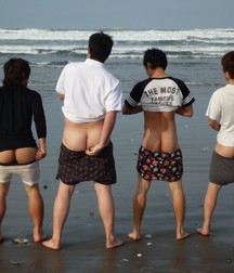straight guys' ass 5e7d0d1c72984.jpg