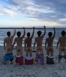 straight guys' ass 5e7d0d32c09d8.jpg