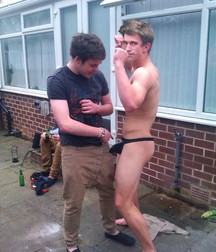 funny straight guys 5e80cb8352f23.jpg