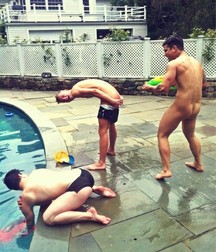 funny straight guys 5e80cb8d21e8b.jpg