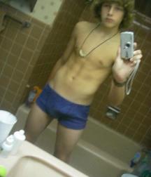 guys with cell phones 5e8234bbdd1d4.jpg