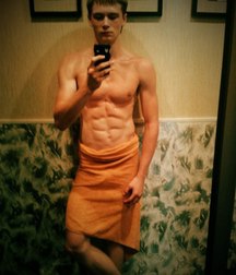 selfies with towel 5e863a30e16ea.jpg