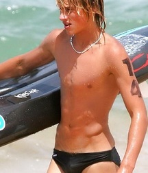 speedoboys 5e89f50f352b3.jpg