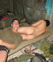 look at these funny guys 5e89f66e2d3e4.jpg