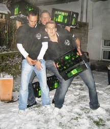 look at these funny guys 5e89f6783aa41.jpg