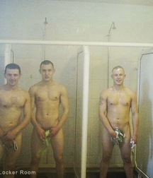 an indiscreet look in the locker room 5e89f7a8910c0.jpg