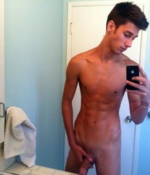 selfies of naked guys 5e95e3ccb6d6e.jpg