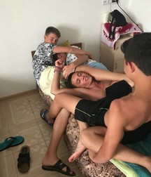 funny straight guys 5e9dc63c929a6.jpg