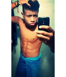 selfies and towels 5e9f64415cfac.jpg