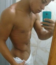 selfies and towels 5e9f6449a03ad.jpg