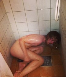 drunk straight-friends 5ea50465b9c02.jpg