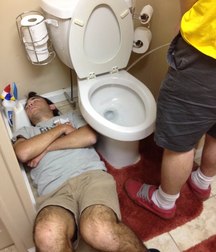 drunk straight-friends 5ea50480724fe.jpg