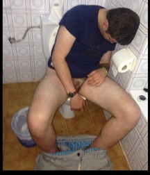 drunk straight-friends 5ea5049de97ad.jpg