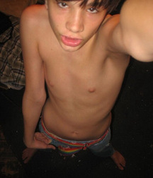 magical beauty of straight guys 5eaef4c023dff.jpg