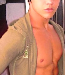magical beauty of straight guys 5eaef4c5445a6.jpg