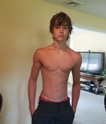magical beauty of straight guys 5eaef4fddc723.jpg