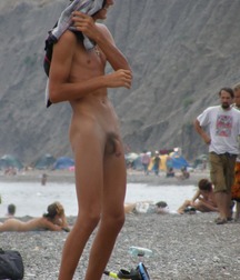 nudists on the beach 5eaef657d83b6.jpg